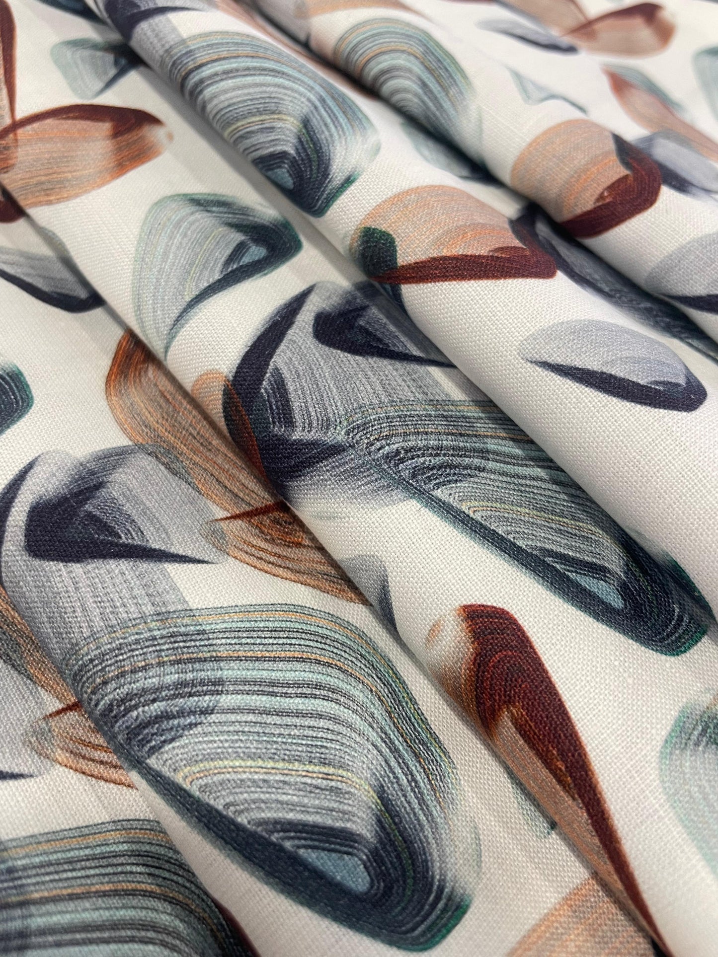 White Dual-Shell Digital Printed - Dyed Premium Linen Fabric BCH-353 (NEW)