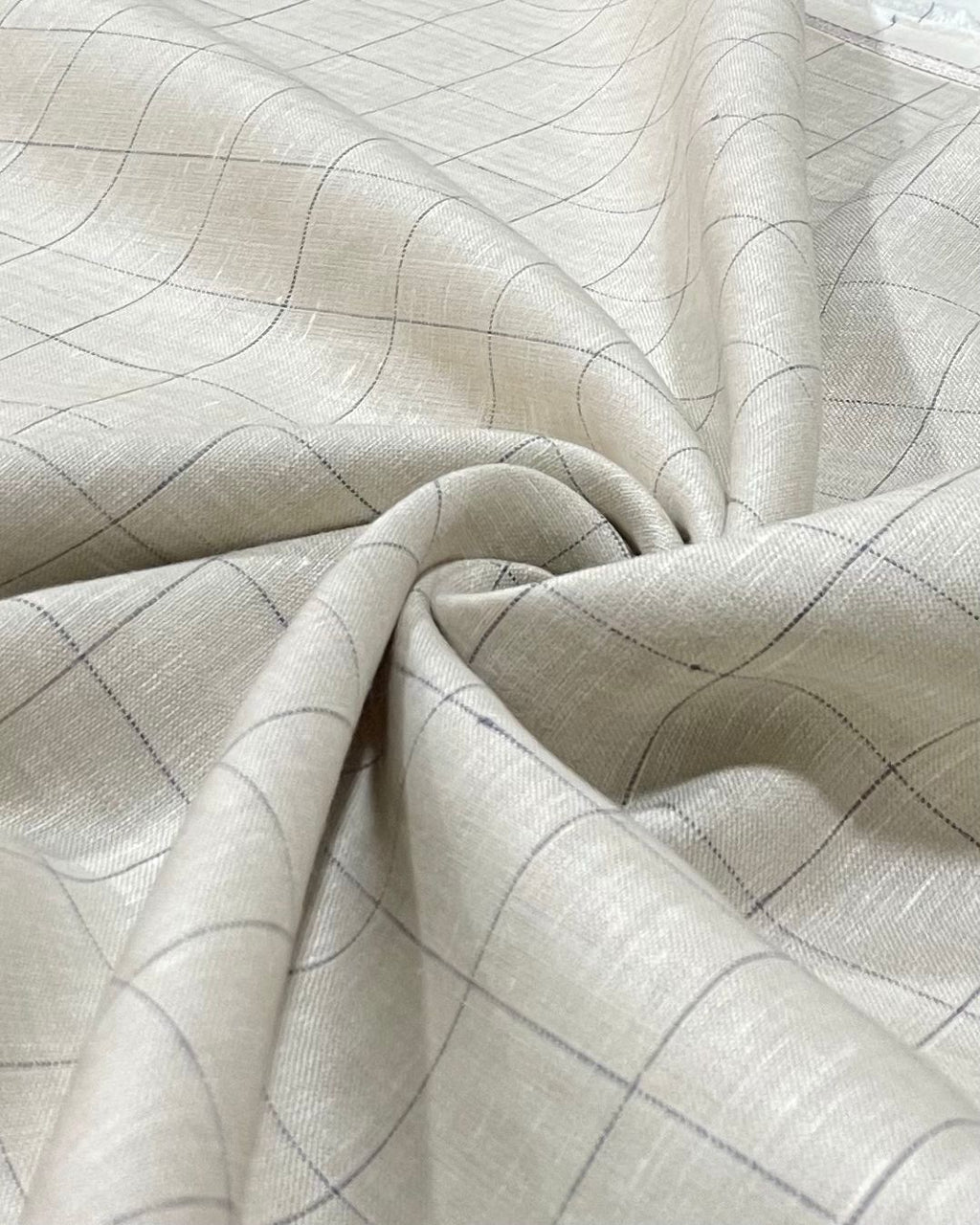 Light  Beige Checks(60's) - Dyed Premium Linen Fabric BC-WL-601057(NEW)