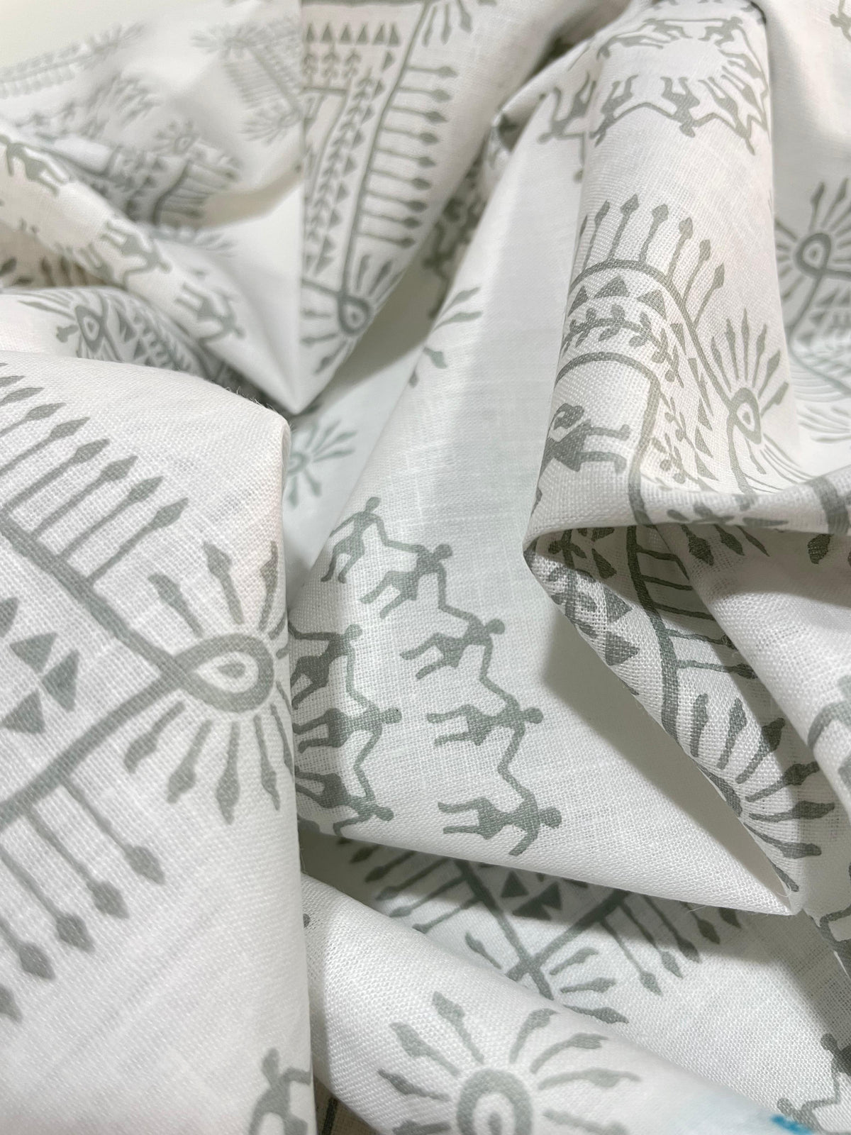 White /Grey Tribal Ethnic Print  - Korean Linen Fabric BC-WC-KL-261069(new)
