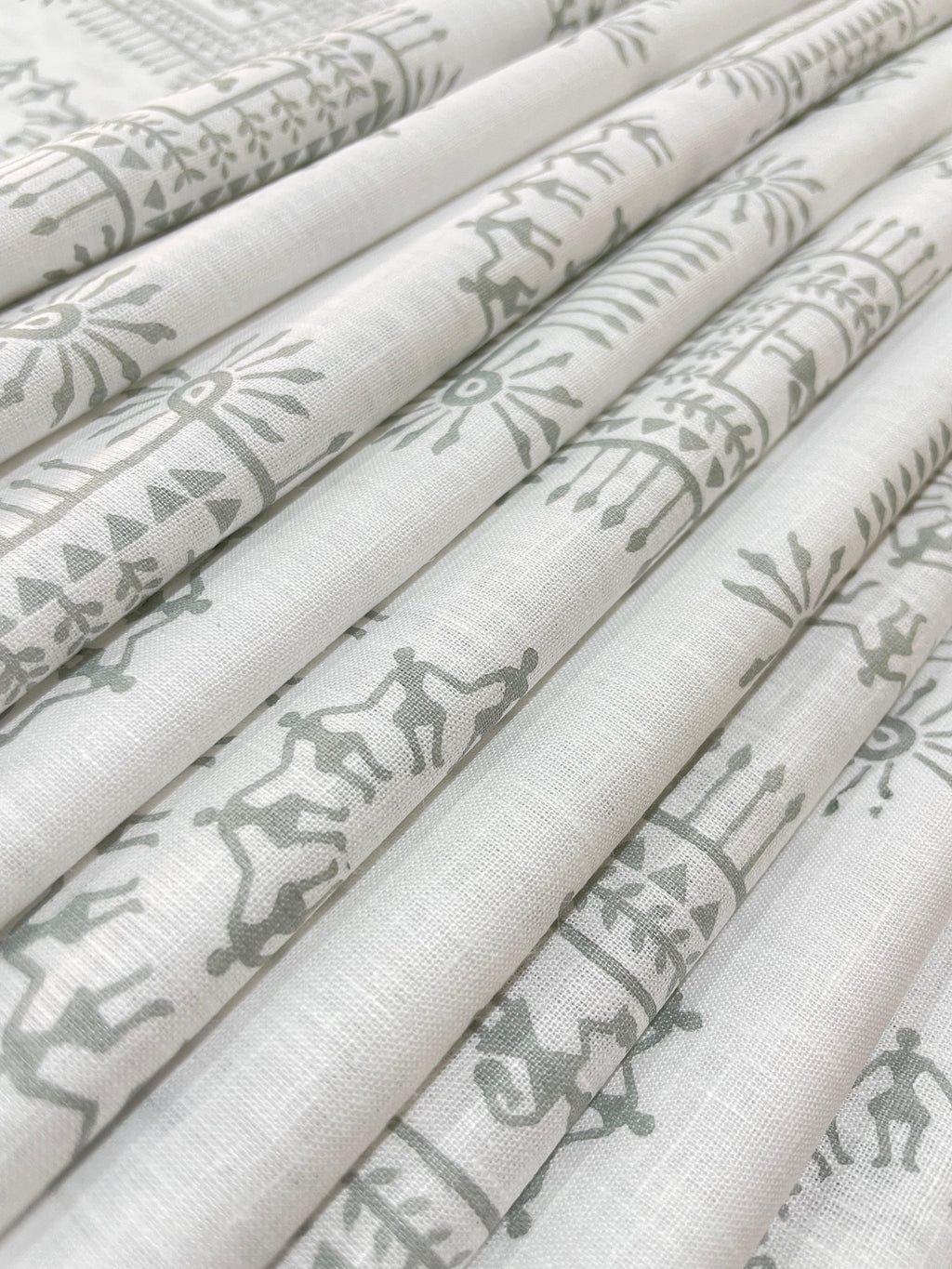 White /Grey Tribal Ethnic Print  - Korean Linen Fabric BC-WC-KL-261069(new)