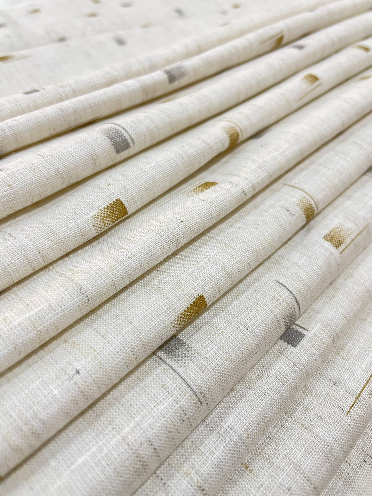 Half White Abstract Print  - Korean Linen Fabric BC-WC-KL-261019(new)